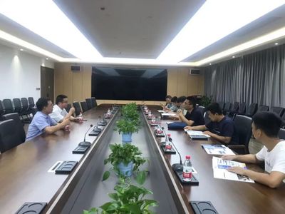 溫大平陽(yáng)研究院專家團(tuán)隊(duì)赴奔騰激光開(kāi)展技術(shù)交流，共促高端裝備智能化升級(jí)